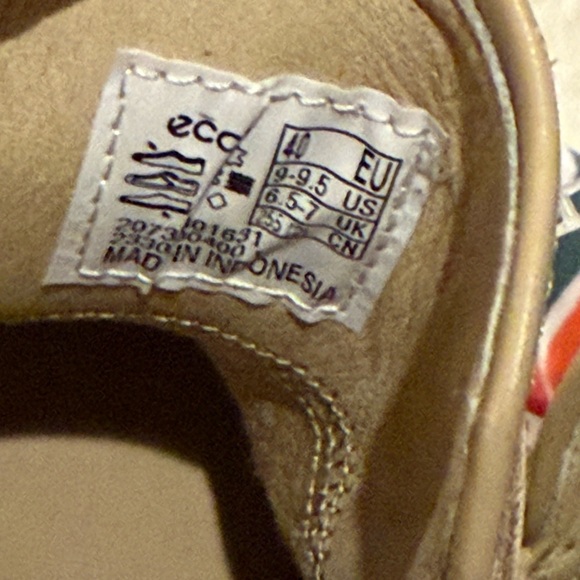 ECCO Women's Shape Sculpted-Motion 55 Mm Platform Loafers in Beige NWOB - Picture 13 of 16